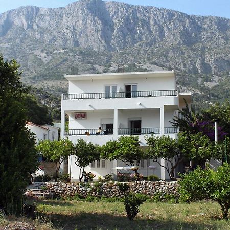 Apartments By The Sea Drvenik Donja Vala, Makarska - 6701 Eksteriør bilde