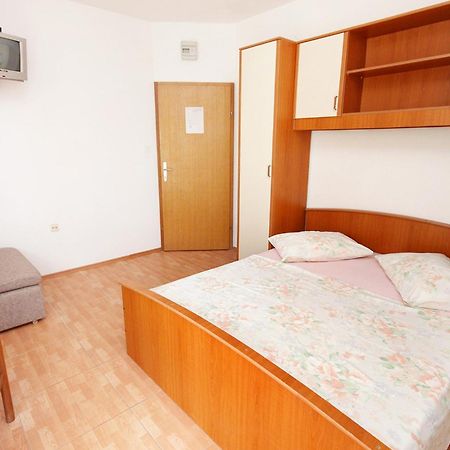 Apartments By The Sea Drvenik Donja Vala, Makarska - 6701 Rom bilde