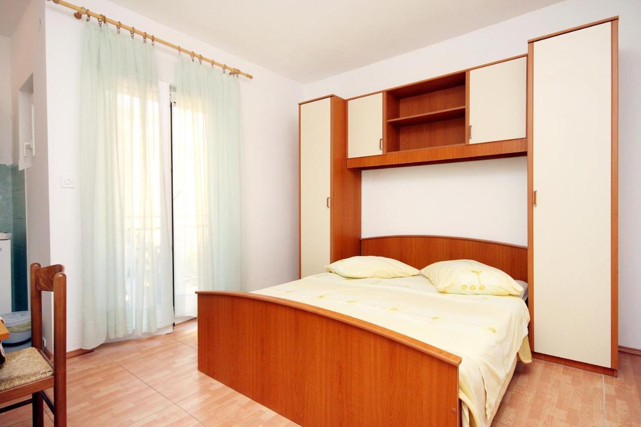 Apartments By The Sea Drvenik Donja Vala, Makarska - 6701 Eksteriør bilde