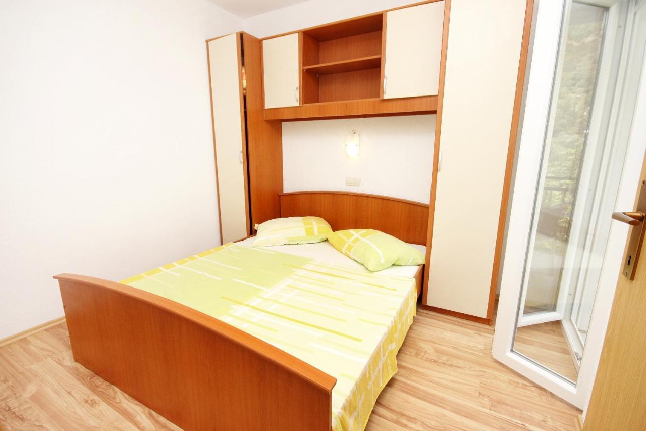 Apartments By The Sea Drvenik Donja Vala, Makarska - 6701 Eksteriør bilde