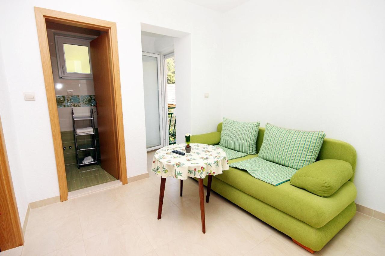 Apartments By The Sea Drvenik Donja Vala, Makarska - 6701 Eksteriør bilde